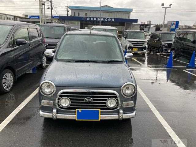 2004 Daihatsu Miragino