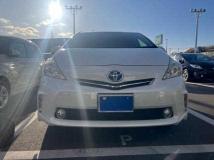2013 Toyota PRIUS α