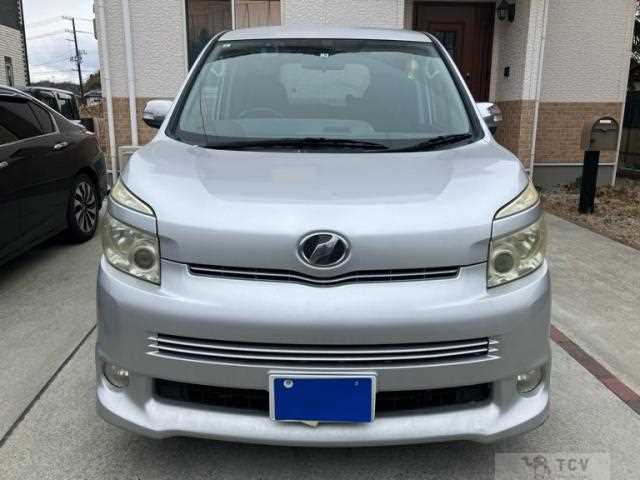 2009 Toyota Voxy