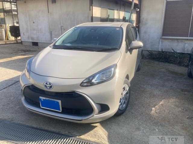 2022 Toyota AQUA