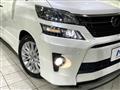 2013 Toyota Vellfire