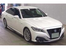 2019 Toyota Crown Hybrid