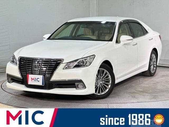 2013 Toyota Crown