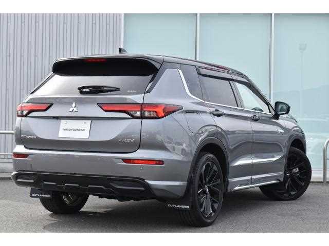Mitsubishi Outlander 2024 — фото 3 купить в Москве