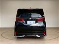 2023 Toyota Alphard Hybrid