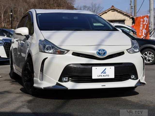 2015 Toyota PRIUS α