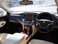 2014 Toyota Crown Hybrid