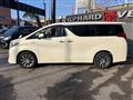 2016 Toyota Alphard Hybrid