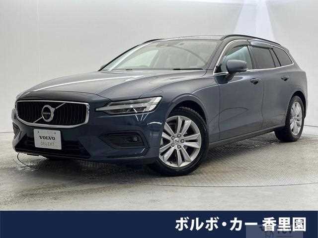 2022 Volvo V60