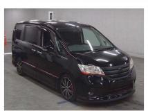 2011 Nissan Serena