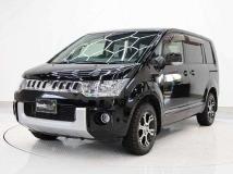 2017 Mitsubishi Delica D5