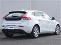 2020 Volvo V40