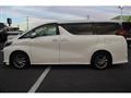 2020 Toyota Alphard Hybrid