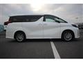 2022 Toyota Alphard Hybrid