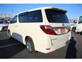 2013 Toyota Alphard Hybrid