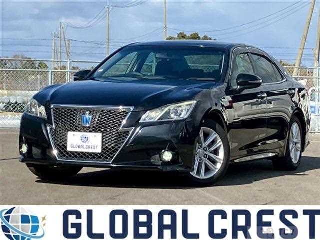 2014 Toyota Crown Hybrid