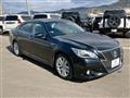 2014 Toyota Crown Hybrid