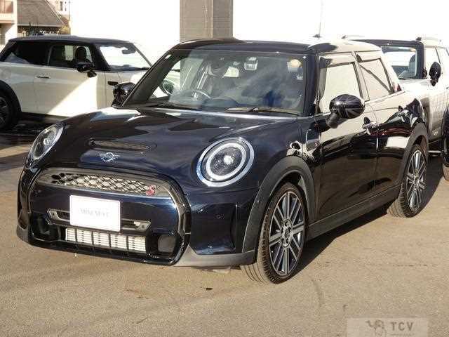 2021 BMW MINI