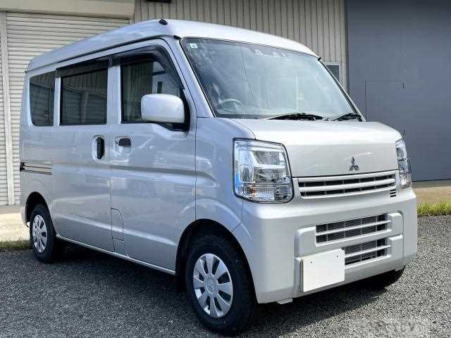 2024 Mitsubishi Minicab Van
