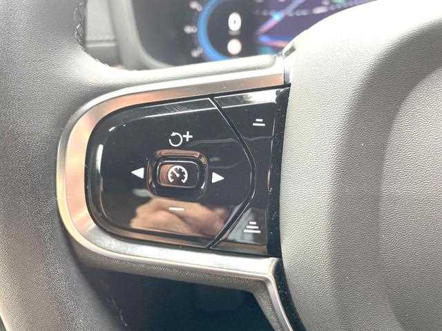 Volvo V60 2024 — миниатюра 11