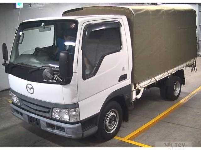 2003 Mazda Titan Dash