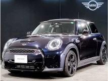 2022 BMW MINI