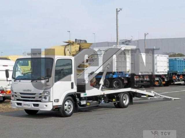 2025 Isuzu Elf Truck