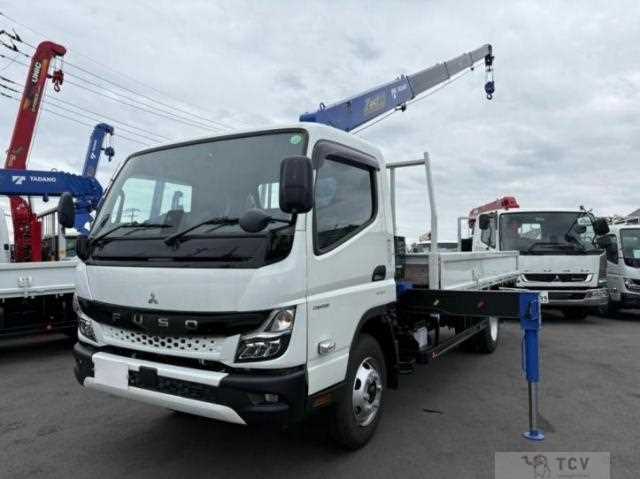 2025 Mitsubishi Fuso Canter