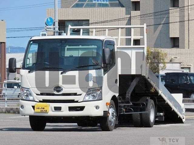 2025 Hino Dutro