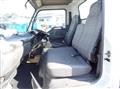 2003 Isuzu Elf Truck