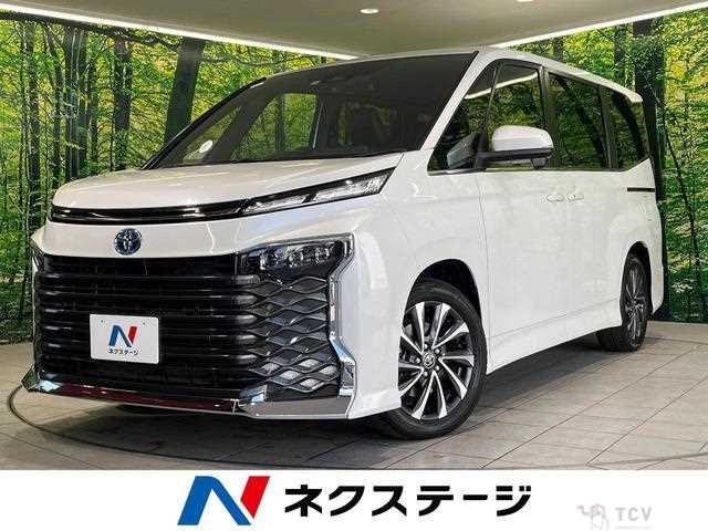 2022 Toyota Voxy