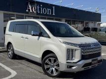 2021 Mitsubishi Delica D5