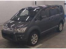 2014 Mitsubishi Delica D5