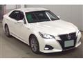 2017 Toyota Crown Hybrid