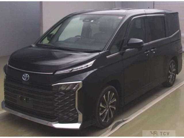 2023 Toyota Voxy