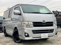 2010 Toyota Hiace Van