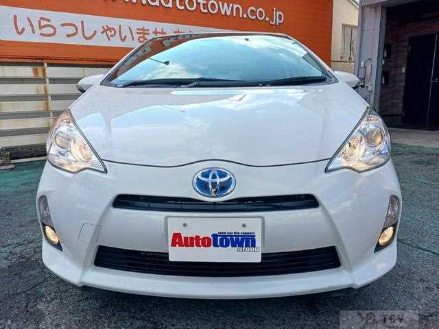 2014 Toyota AQUA