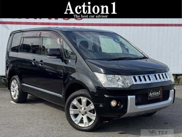 2013 Mitsubishi Delica D5