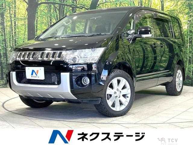 2016 Mitsubishi Delica D5