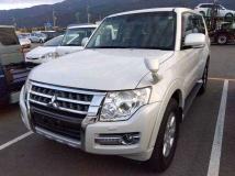 2017 Mitsubishi Pajero