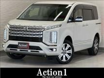 2019 Mitsubishi Delica D5