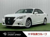 2014 Toyota Crown Hybrid