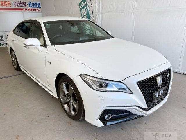 2020 Toyota Crown Hybrid