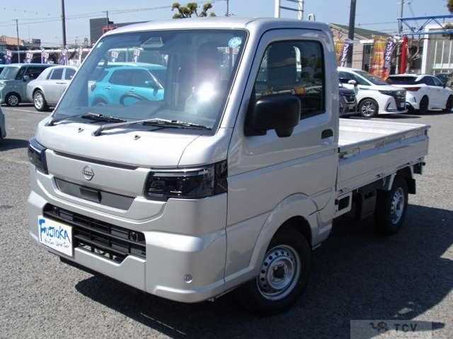 2026 Nissan Clipper Truck