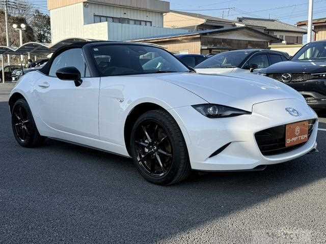 2024 Mazda Roadster
