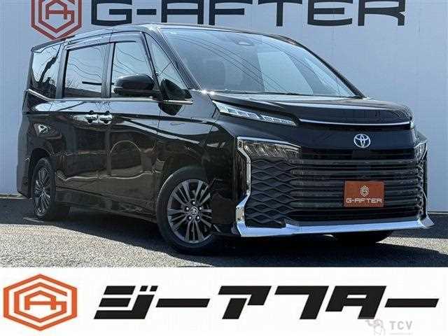 2022 Toyota Voxy