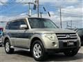 2006 Mitsubishi Pajero