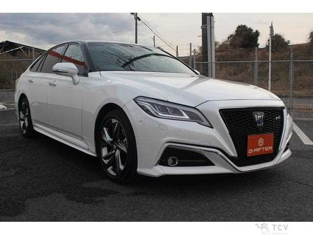 2018 Toyota Crown Hybrid