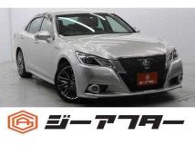 2013 Toyota Crown Hybrid