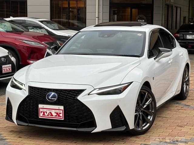 2021 Lexus IS
